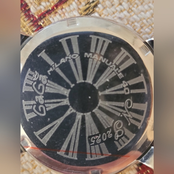 Brand New Red Rare GaGa Milano Luxurious Italian Ladies Watch - Picture 5 of 5